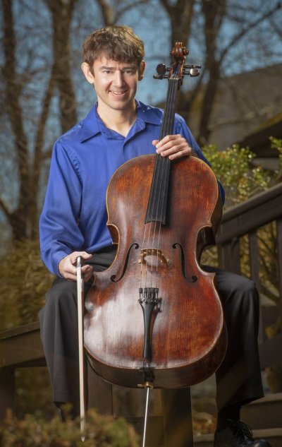 Clancy Newman Cellist-04